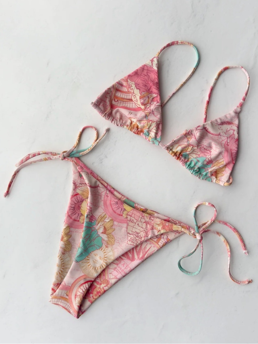 Skatie Parasol Bikini Set NWOT in size Medium
